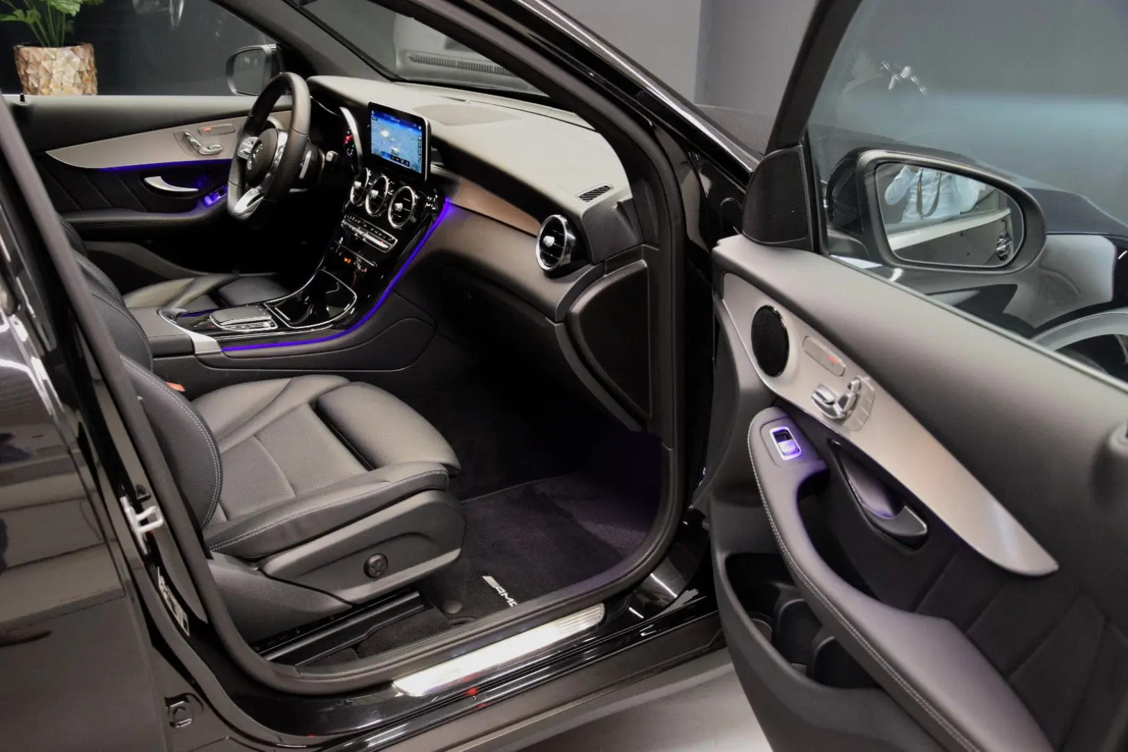GLC 220 d 4Matic AMG Pano HuD Leder ACC Kamera