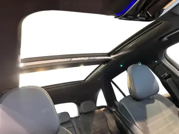 GLC 220 d 4matic AMG +MBUX+Pano+AHK+DigitalLight