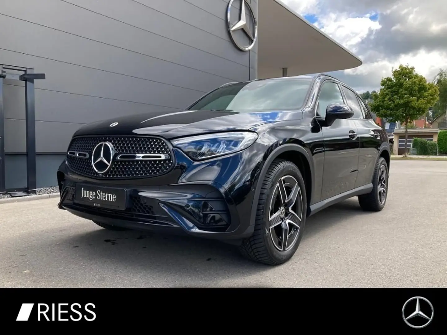 GLC 220 d 4MATIC ACC PDC SHZ LED SpurH Navi AUT