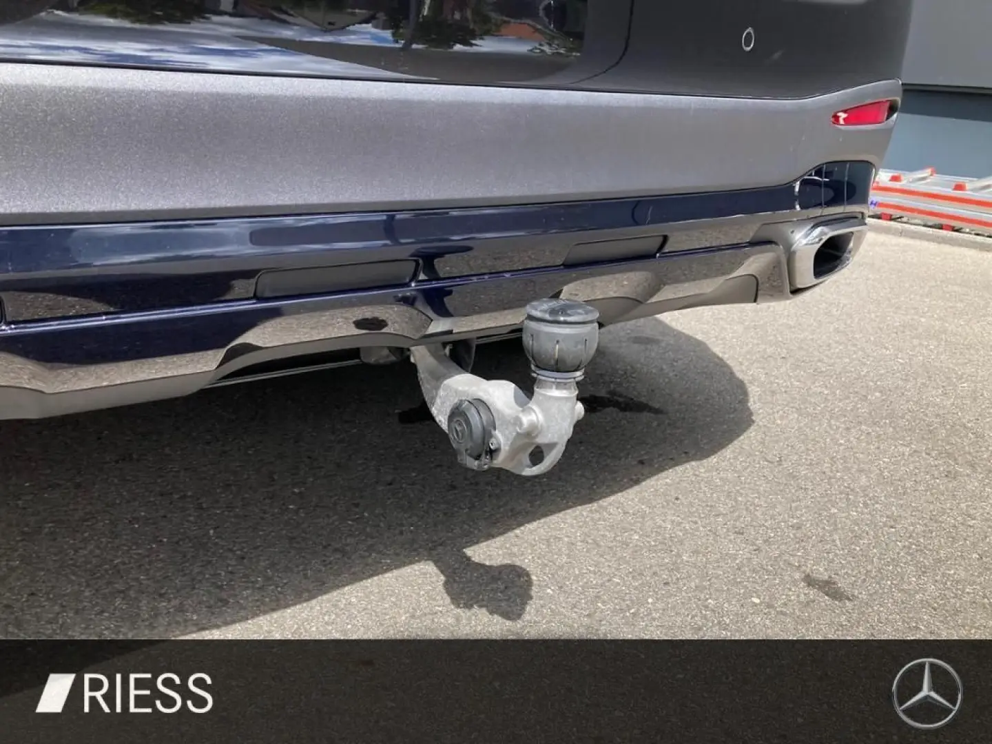GLC 220 d 4MATIC ACC PDC SHZ LED SpurH Navi AUT