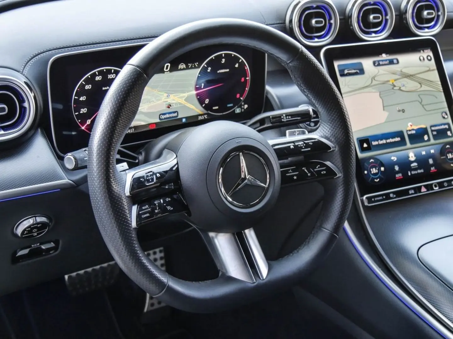 GLC 220d 4M AMG|NIGHT|DISTR|LED|MEMORY|360°|AHK