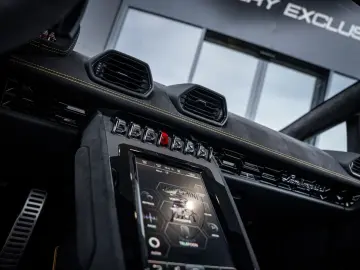 Huracán 5.2 V10 Tecnica RWD - Giallo Inti | Fabr