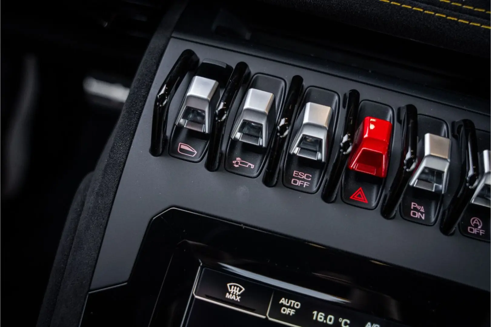 Huracán 5.2 V10 Tecnica RWD - Giallo Inti | Fabr