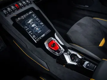 Huracán 5.2 V10 Tecnica RWD - Giallo Inti | Fabr
