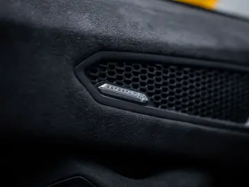 Huracán 5.2 V10 Tecnica RWD - Giallo Inti | Fabr