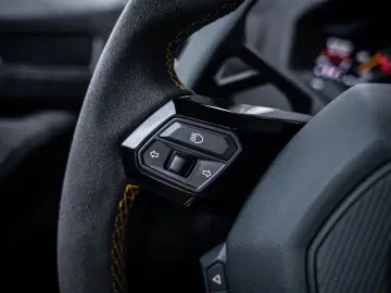 Huracán 5.2 V10 Tecnica RWD - Giallo Inti | Fabr