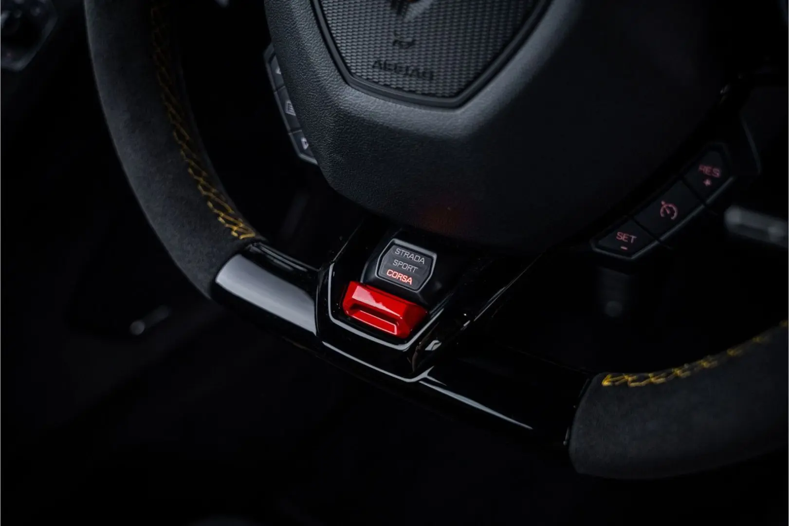 Huracán 5.2 V10 Tecnica RWD - Giallo Inti | Fabr