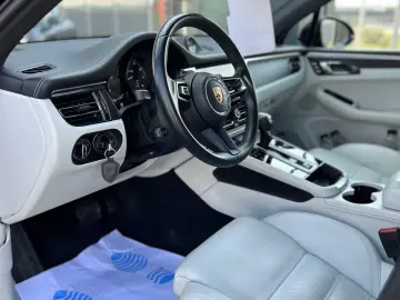 Porsche Macan GTS 2023