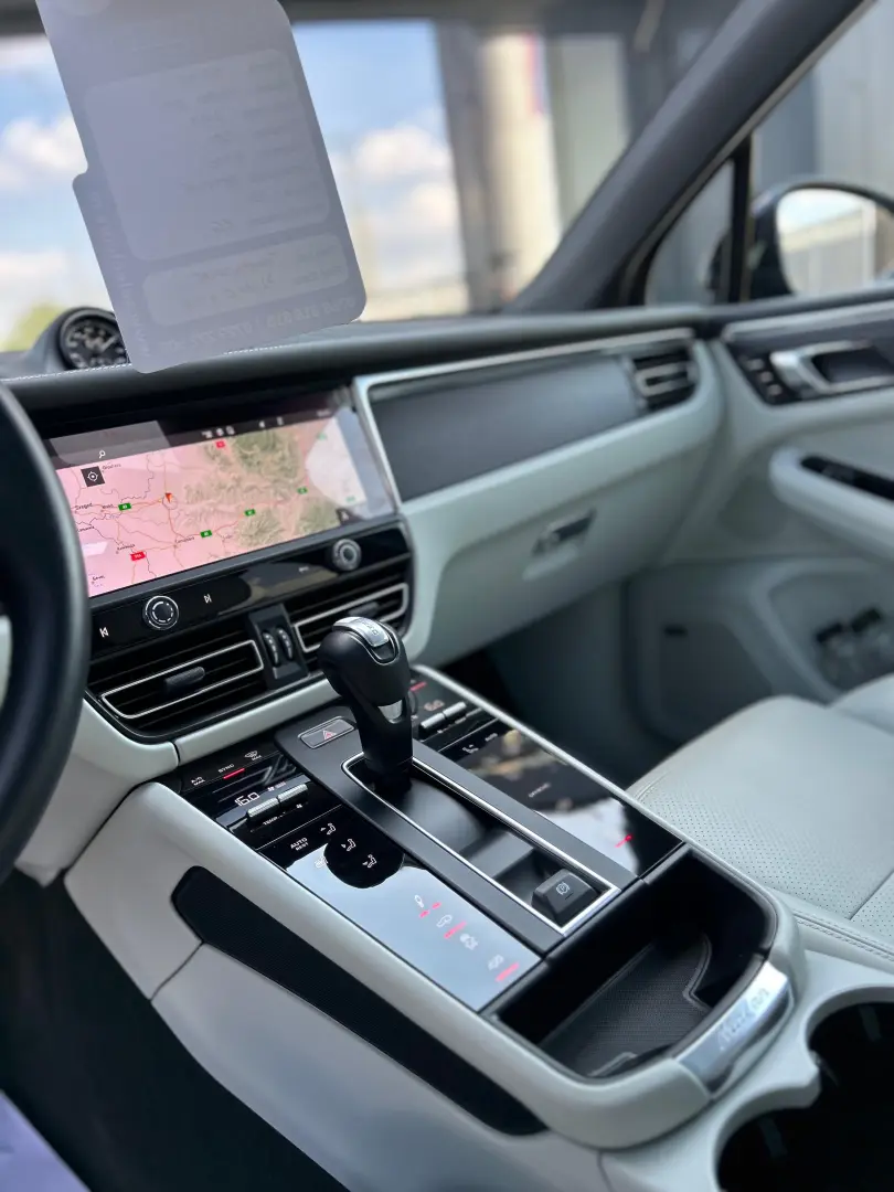Porsche Macan GTS 2023