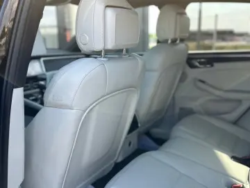 Porsche Macan GTS 2023