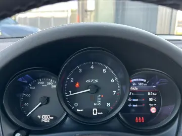 Porsche Macan GTS 2023