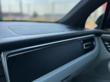 Porsche Macan GTS 2023