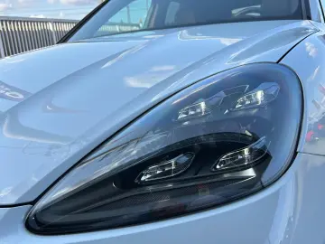 Porsche Cayenne 2021 3