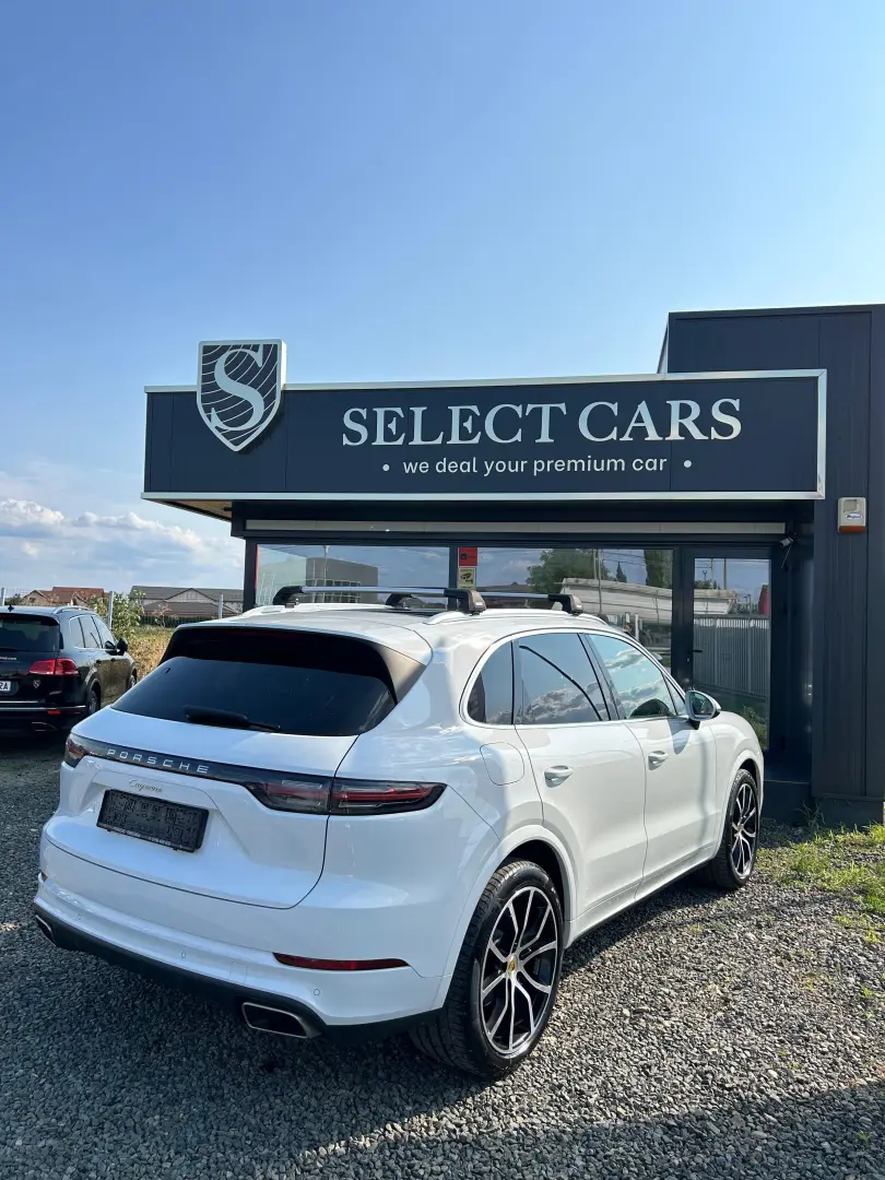Porsche Cayenne 2021 3