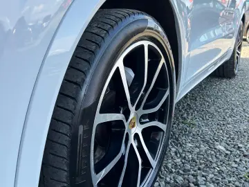 Porsche Cayenne 2021 3