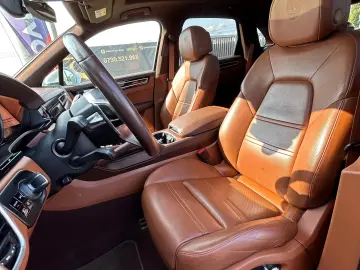 Porsche Cayenne 2021 3