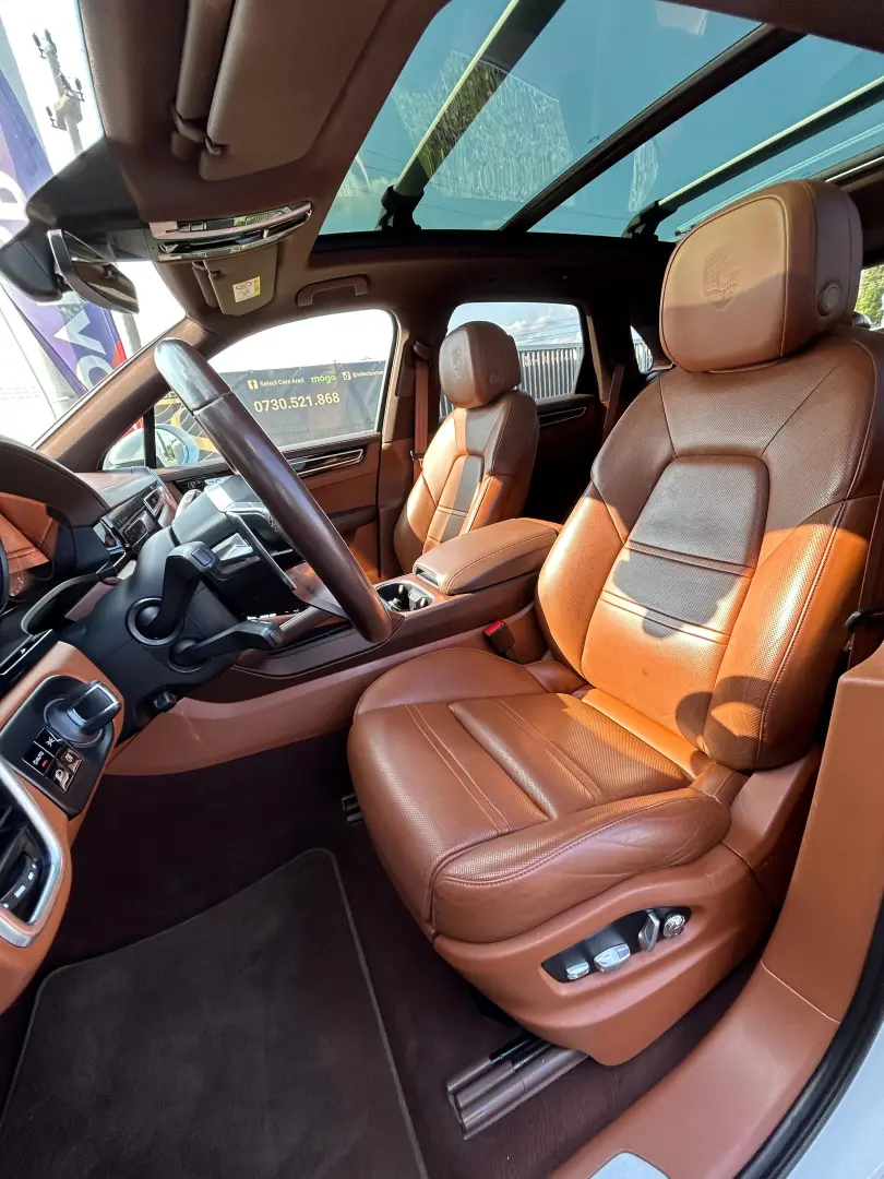 Porsche Cayenne 2021 3