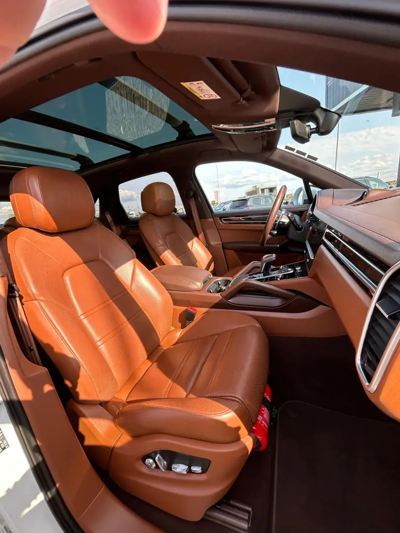 Porsche Cayenne 2021 3