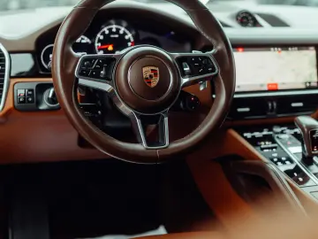 Porsche Cayenne 2021 3