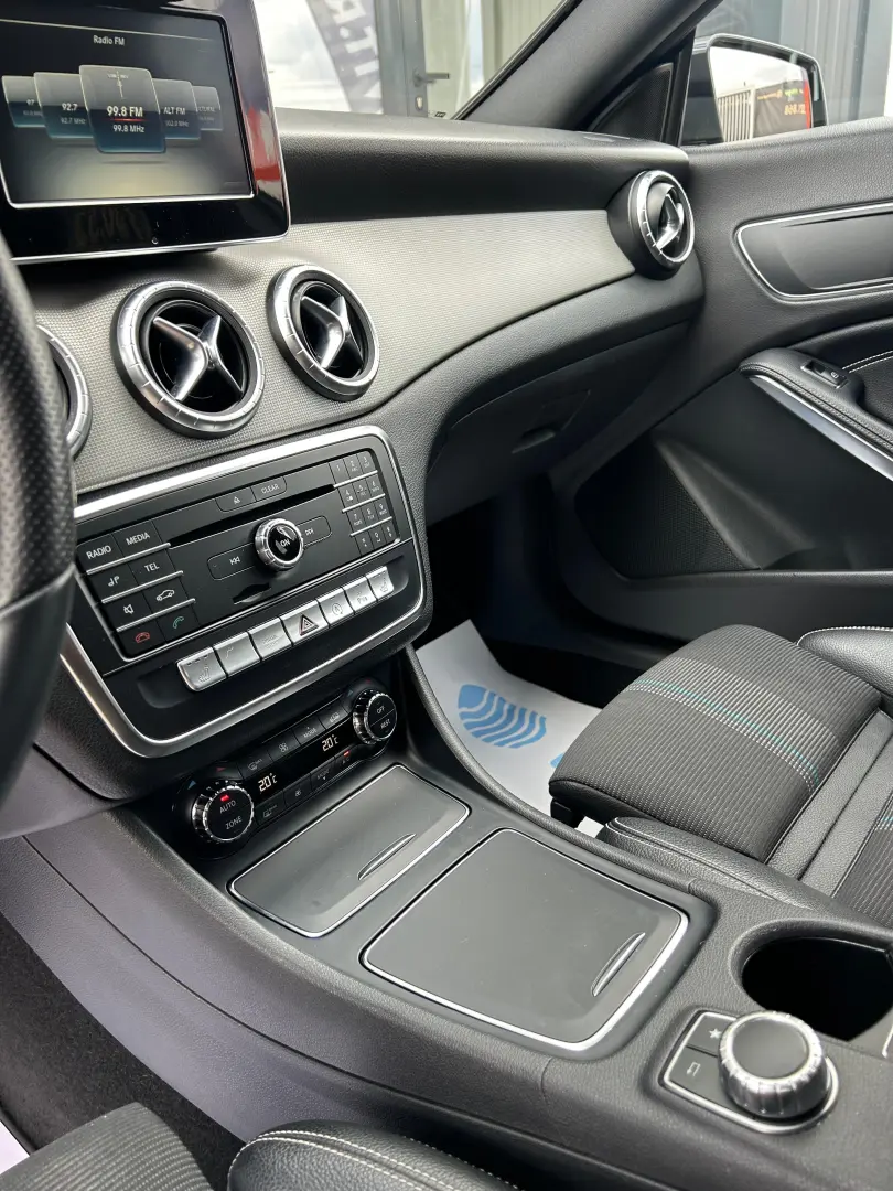 Mercedes Benz CLA200D Automat