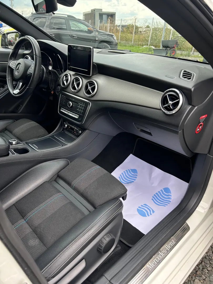 Mercedes Benz CLA200D Automat