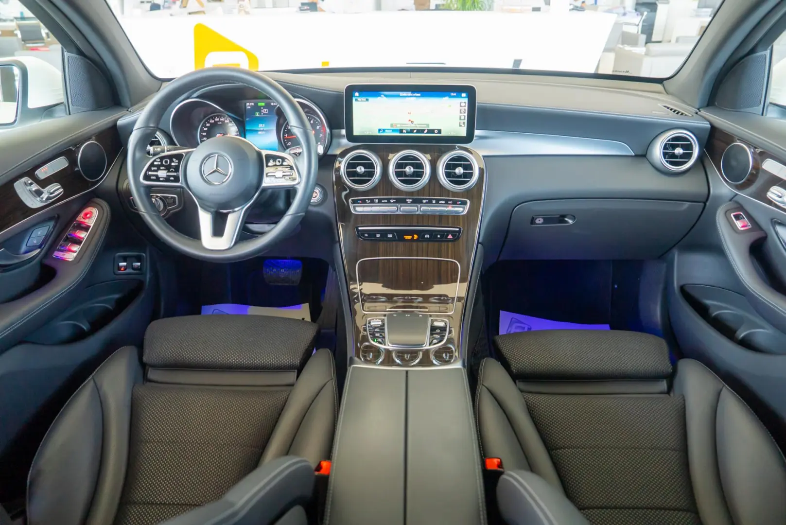 Mercedes-Benz GLC Coupe 4Matic Automatik  AMG Line