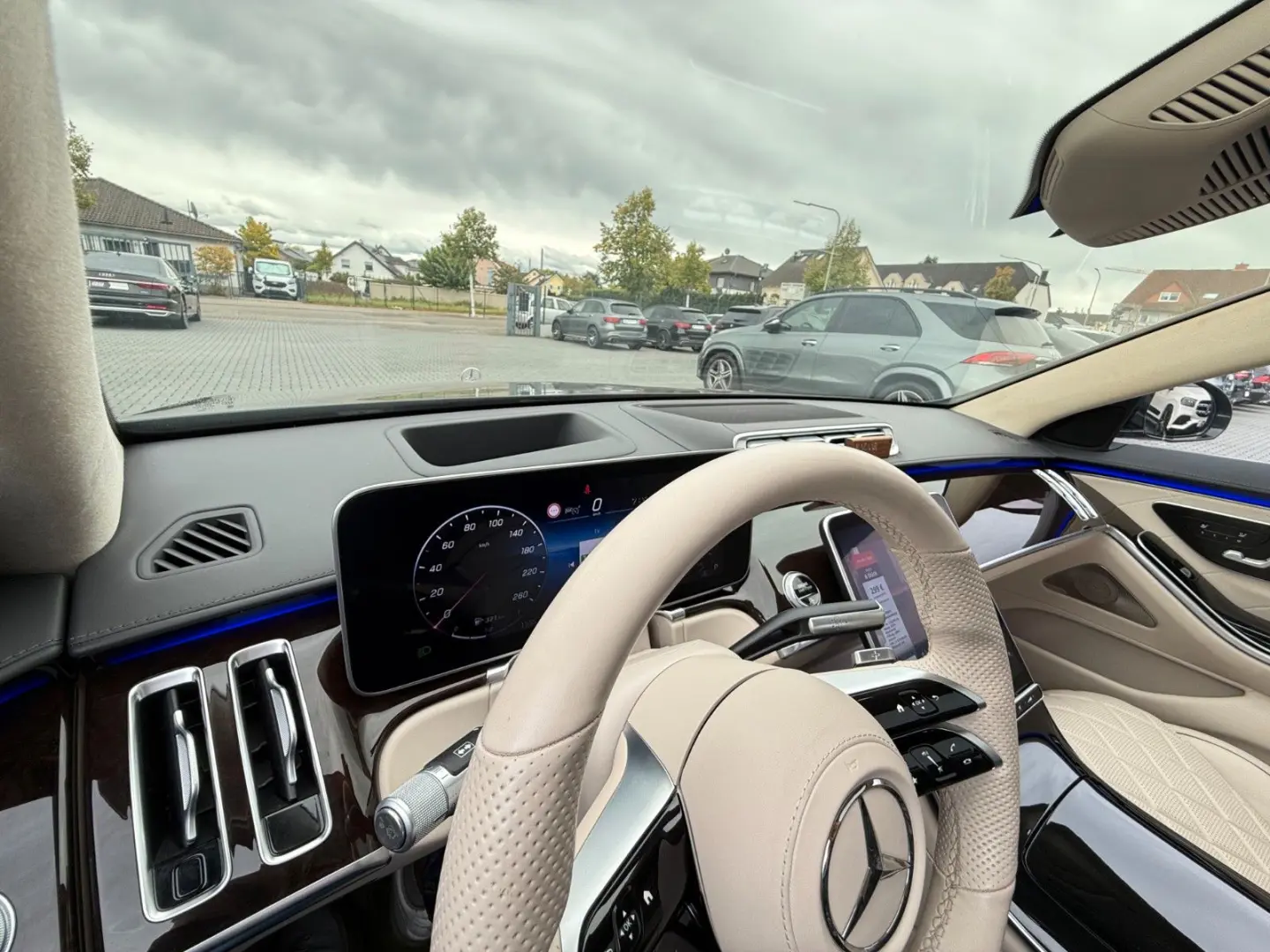 S400d*4MATIC*AMG-PAKET*3xTV*360°HUD*ACC*DAB*LED*