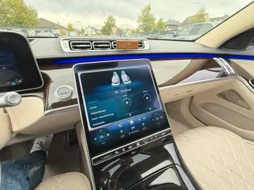 S400d*4MATIC*AMG-PAKET*3xTV*360°HUD*ACC*DAB*LED*