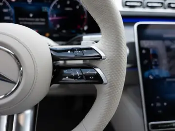 S 450 d 4M L AMG-Sport/360/Pano/Burm/Sitzklima