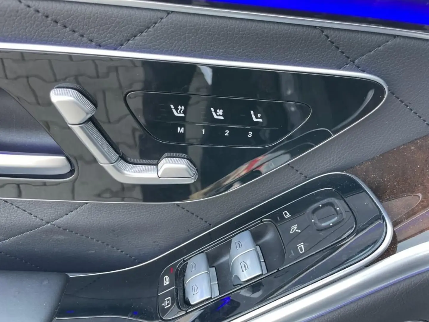 S 350 d 4M L AMG*DriveP*FondEnt*Pano*AR-HUD*ChP*
