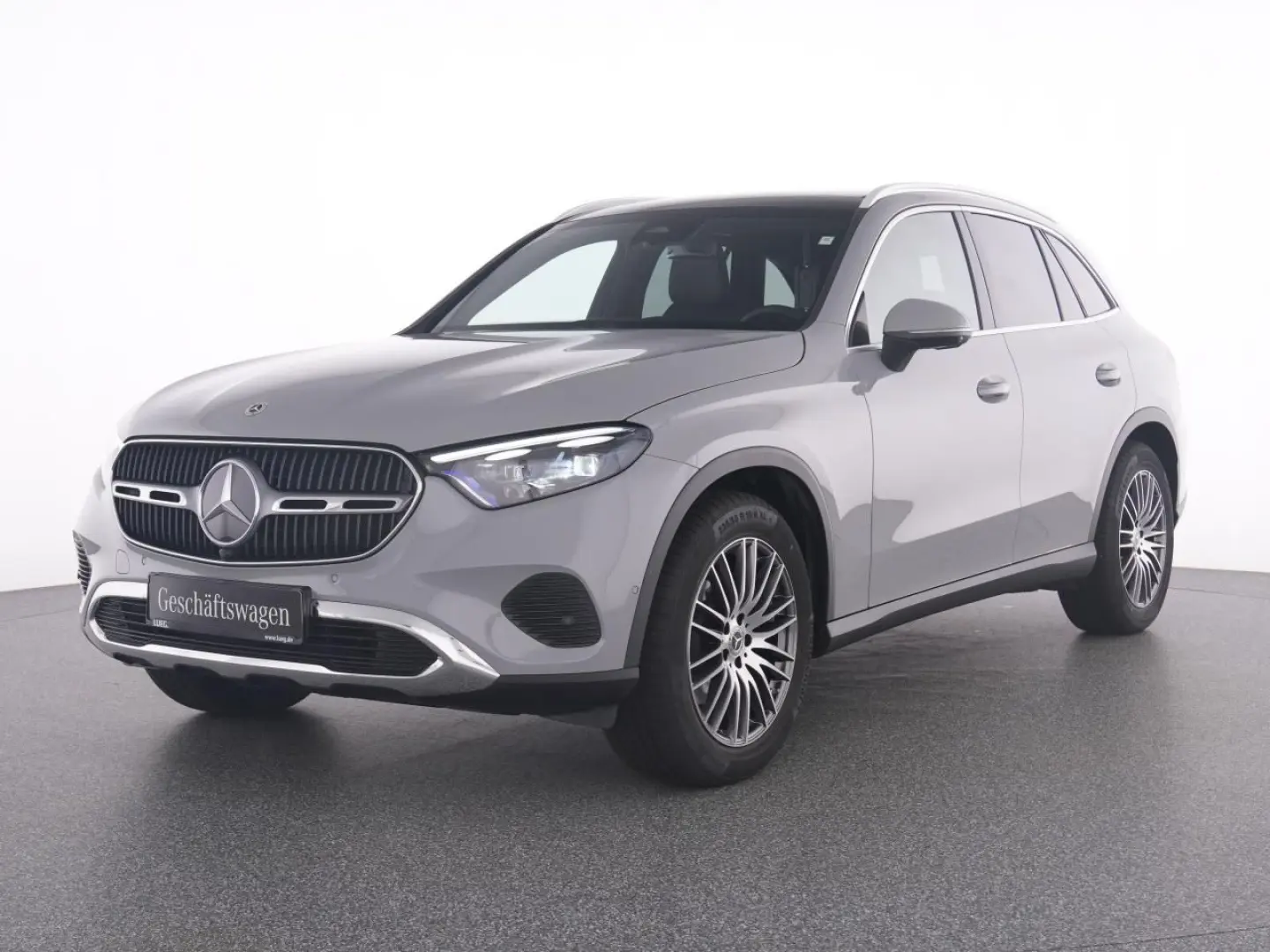 GLC 200 4M AVANTGARDE+19''+PANO+AHK+DIG.LIGHT+36