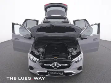GLC 200 4M AVANTGARDE+19''+PANO+AHK+DIG.LIGHT+36