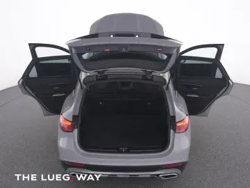 GLC 200 4M AVANTGARDE+19''+PANO+AHK+DIG.LIGHT+36