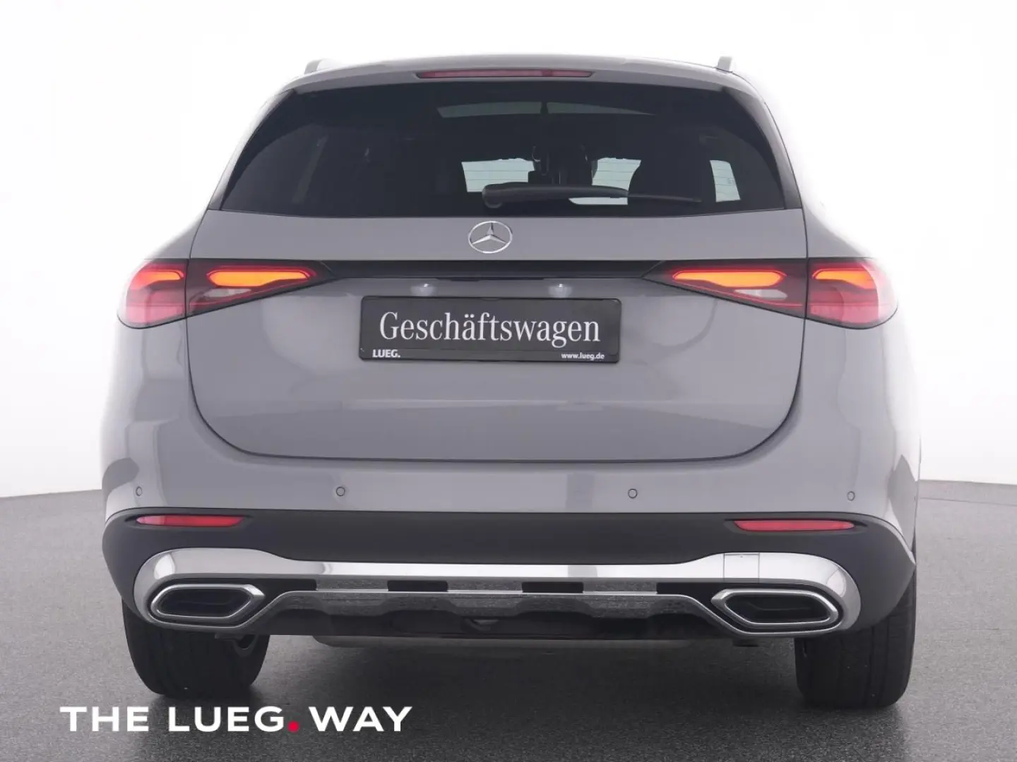 GLC 200 4M AVANTGARDE+19''+PANO+AHK+DIG.LIGHT+36