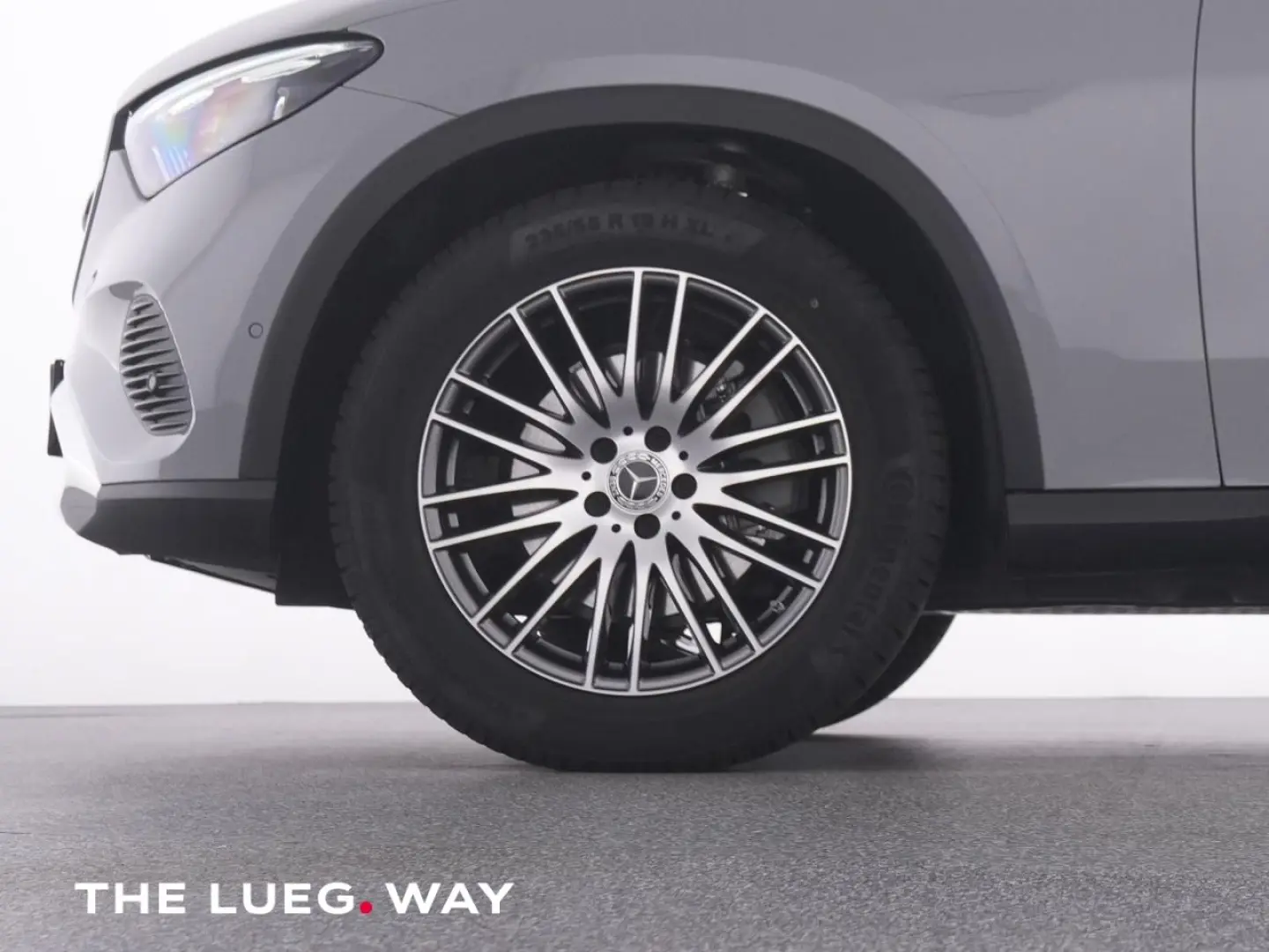 GLC 200 4M AVANTGARDE+19''+PANO+AHK+DIG.LIGHT+36