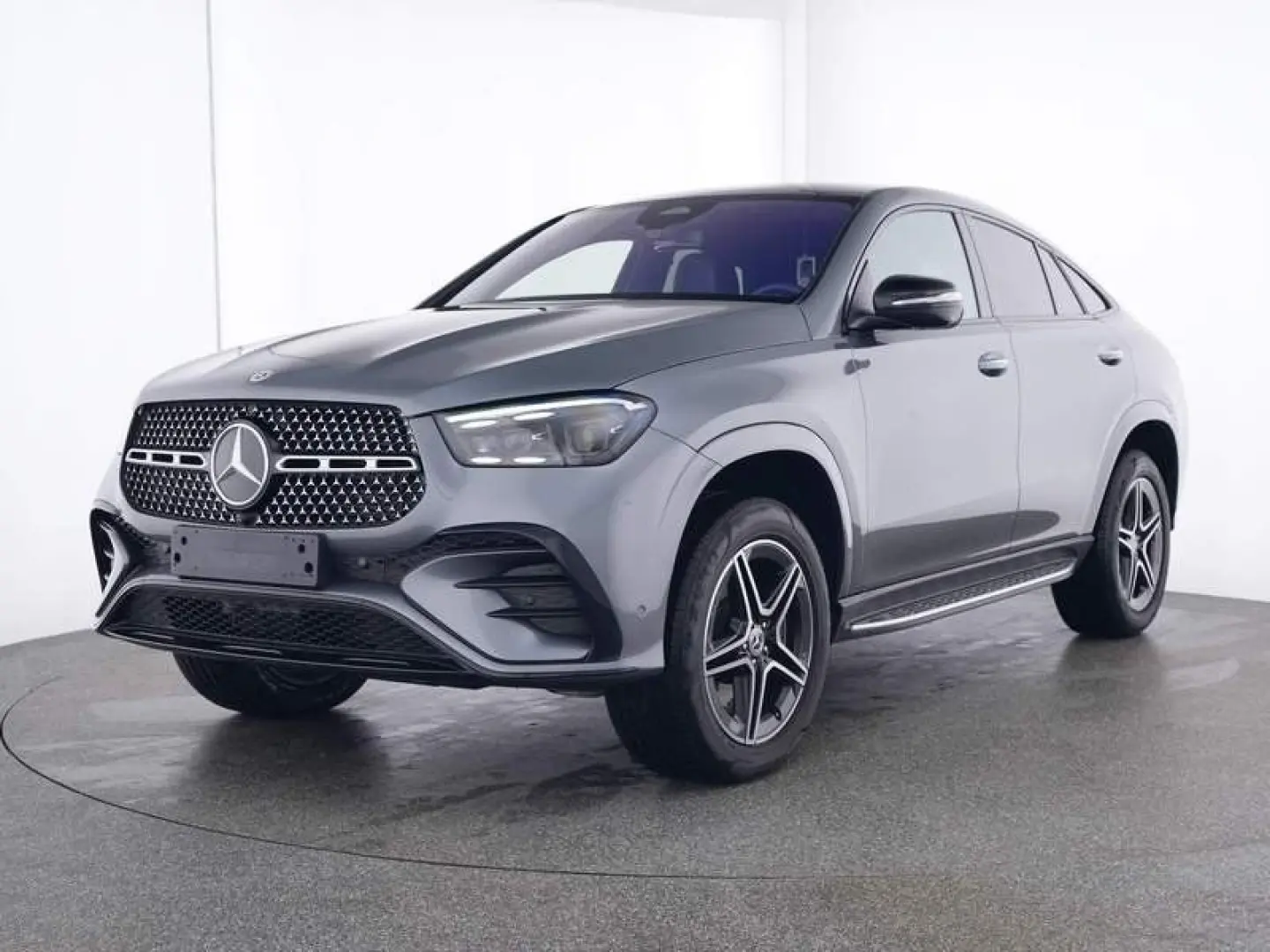 GLE450d AMG Prem+ E-Active DISTR Pano AHK Standh
