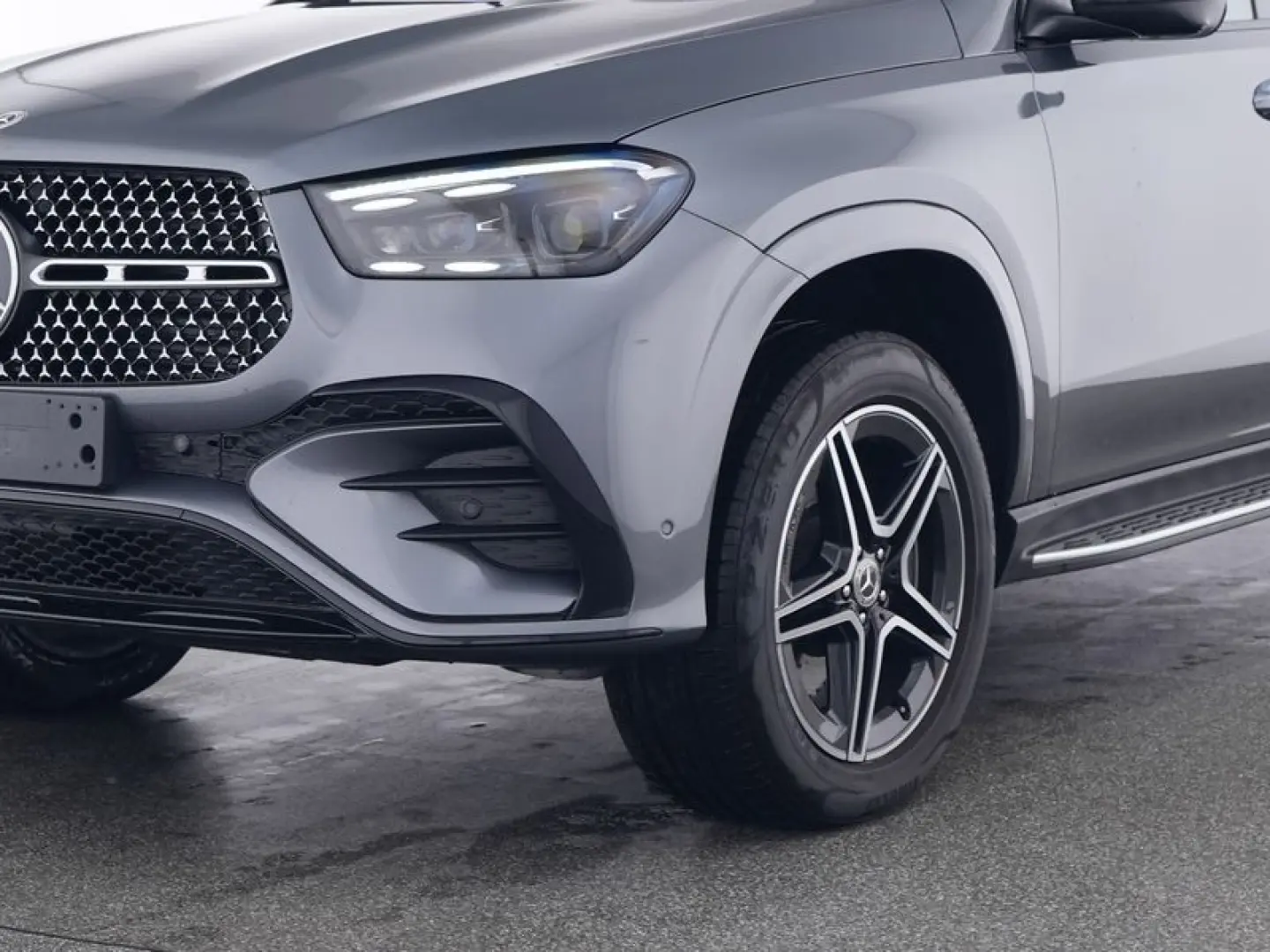 GLE450d AMG Prem+ E-Active DISTR Pano AHK Standh