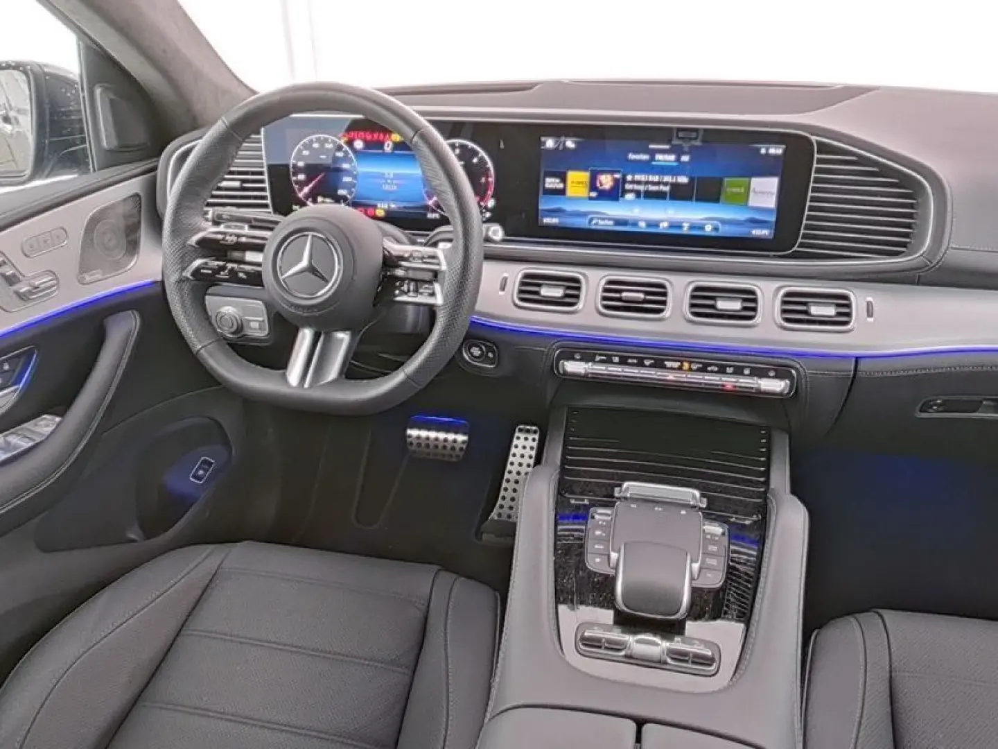 GLE450d AMG Prem+ E-Active DISTR Pano AHK Standh