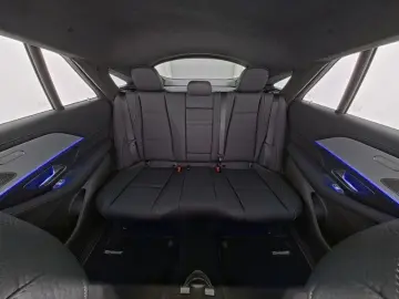 GLE450d AMG Prem+ E-Active DISTR Pano AHK Standh