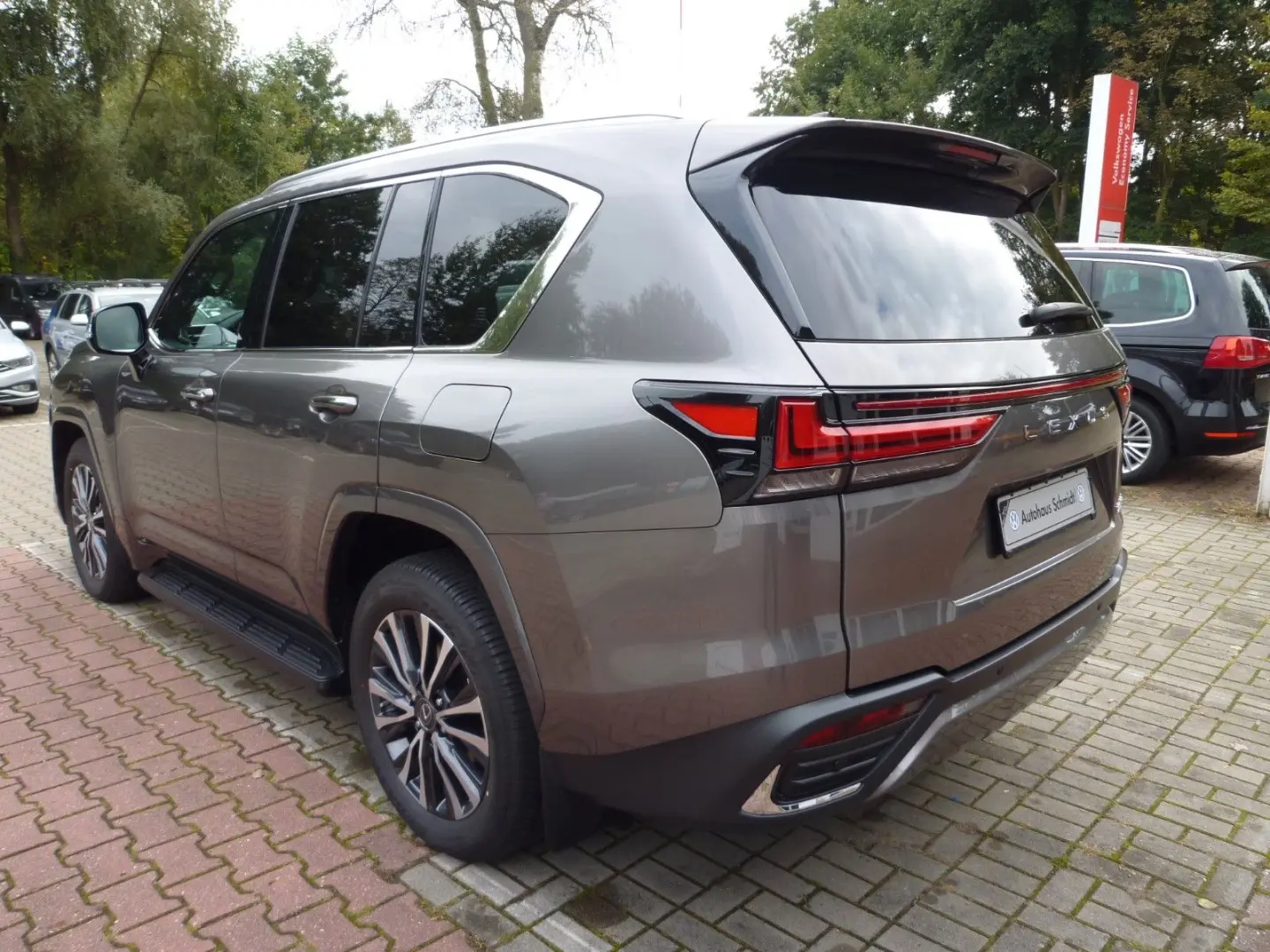 LX 500d SOFORT+FULL OPTION+STOCK BERLIN