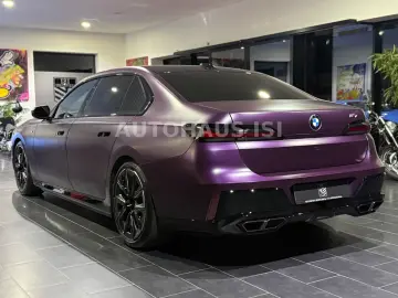 i7 xDrive 60 M SPORT,INDIVIDUAL,PURPLE,THEATRE