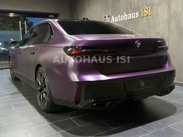 i7 xDrive 60 M SPORT,INDIVIDUAL,PURPLE,THEATRE