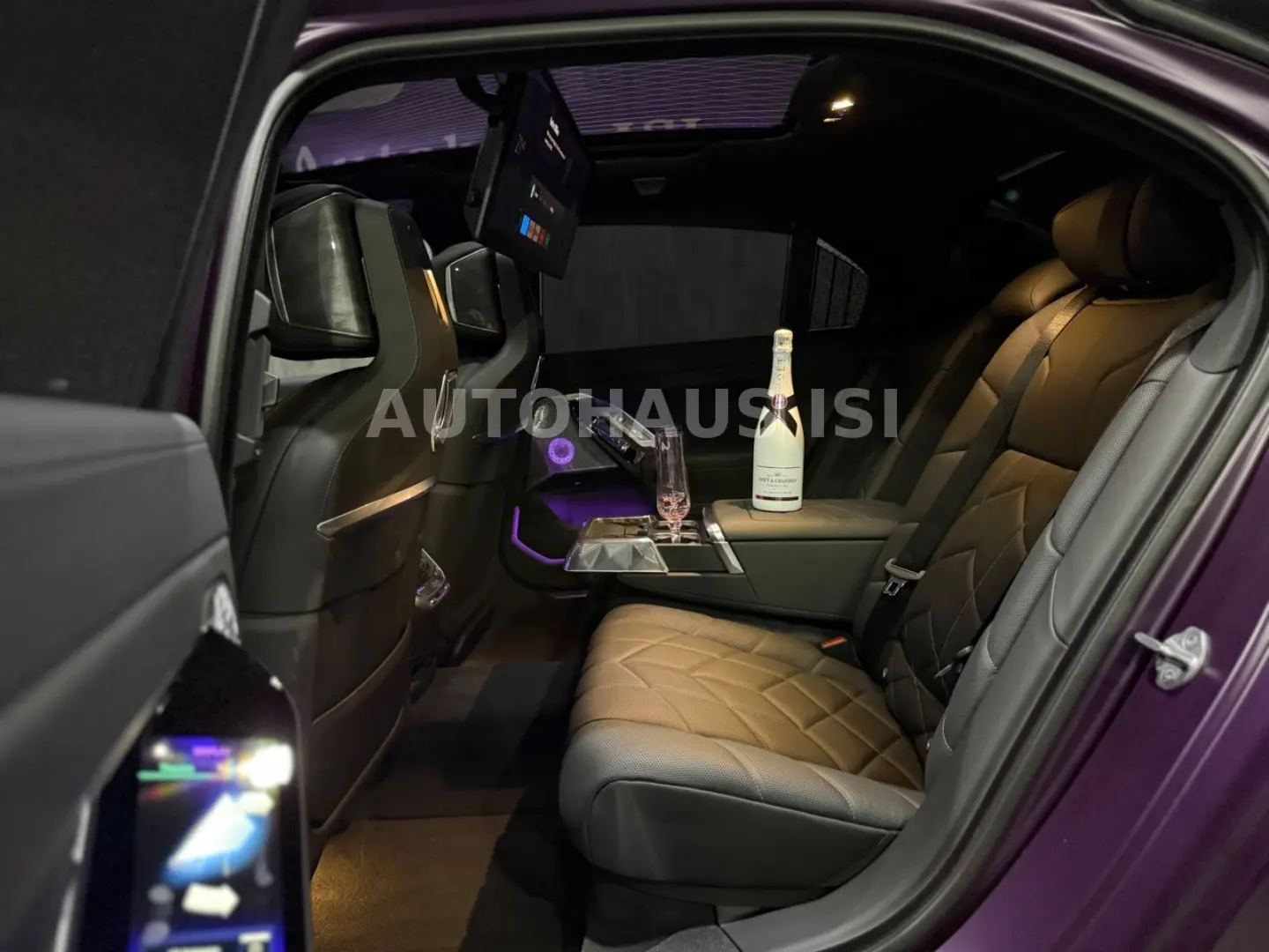 i7 xDrive 60 M SPORT,INDIVIDUAL,PURPLE,THEATRE