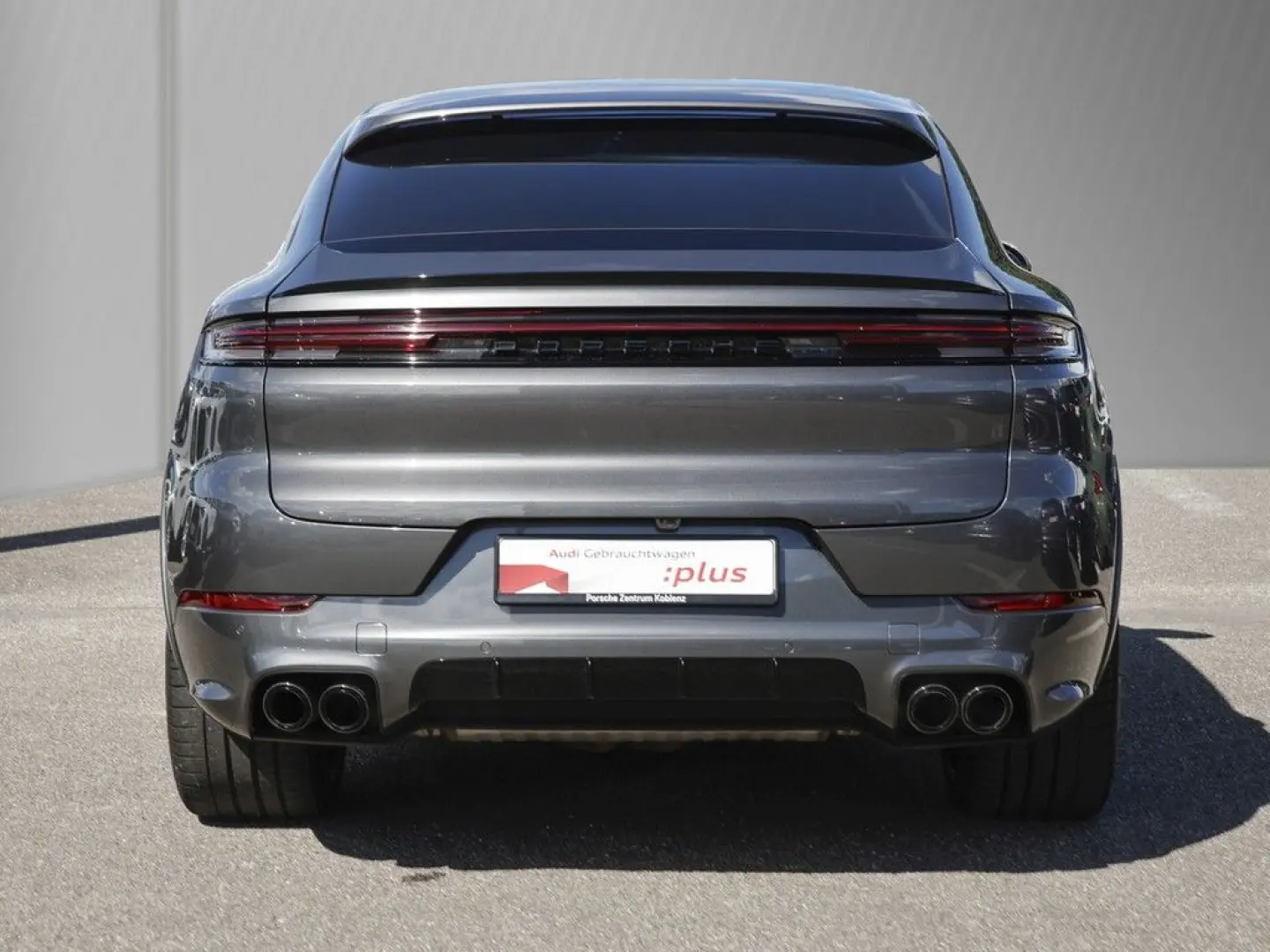 Cayenne Coupe E-Hybrid Matrix HeadUp Bose Kamera