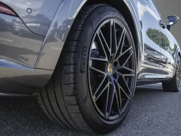 Cayenne Coupe E-Hybrid Matrix HeadUp Bose Kamera