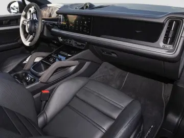 Cayenne Coupe E-Hybrid Matrix HeadUp Bose Kamera