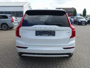 XC90 Ultra Dark T8 AWD Plug-in Hybrid/Four-C/B&W