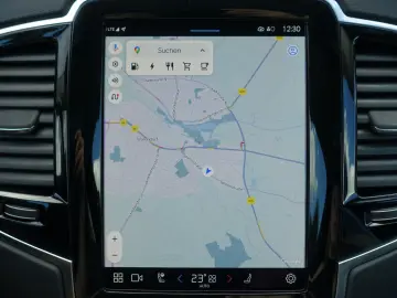XC90 Ultra Dark T8 AWD Plug-in Hybrid/Four-C/B&W