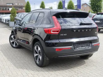XC40 B4 Mild-Hybrid Plus Dark/360°/H&K/Memory