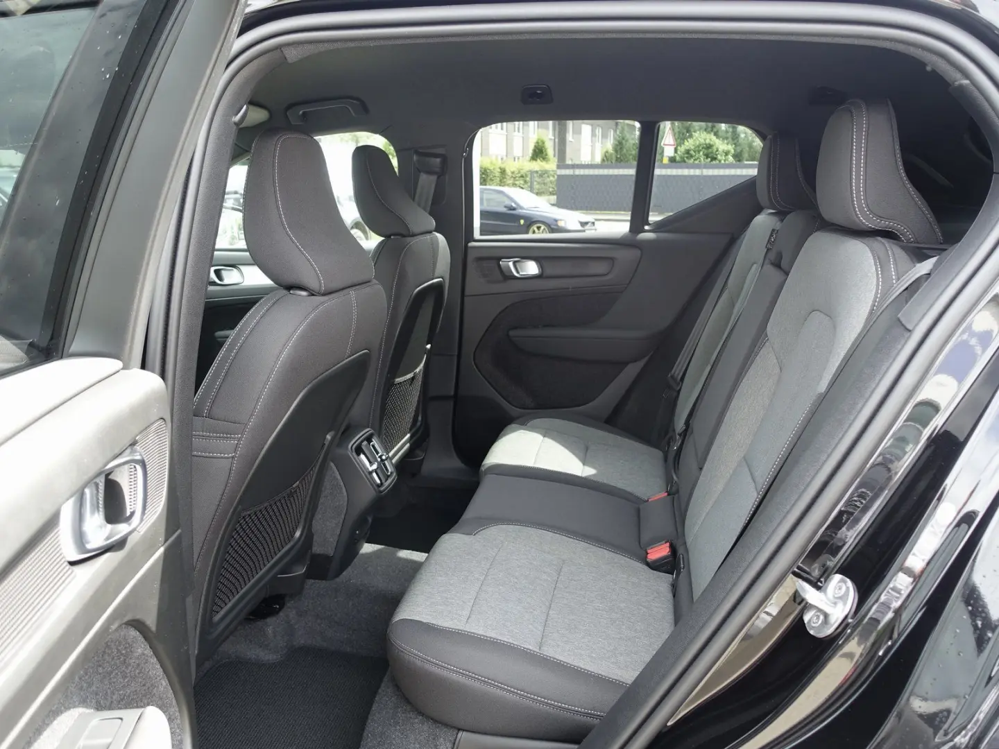 XC40 B4 Mild-Hybrid Plus Dark/360°/H&K/Memory